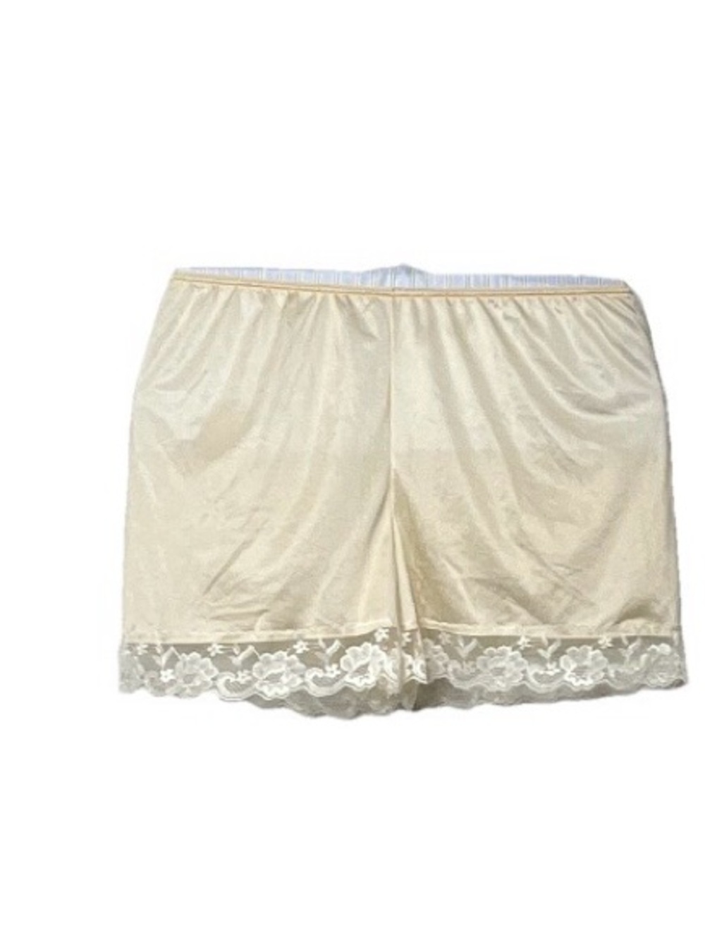 Women’s Lace Trim Half Slip Shorts - Cream